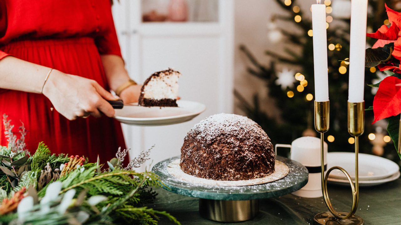 Ne možemo odoljeti ovom savršenom božićnom kuglofu sa suhim voćem: Donosimo recept