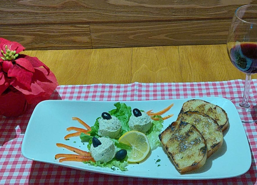 Fotografija 3 - Uživajte u zimskoj čaroliji restorana Gastro Italiano uz domaću spizu i glazbu uživo!