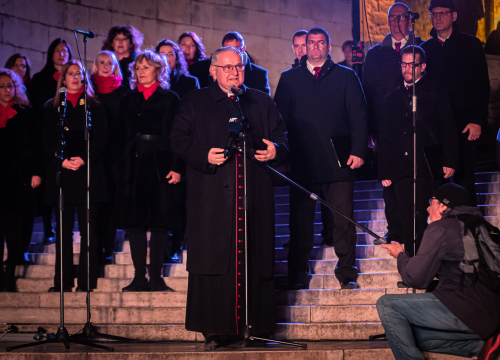 Fotografija 4 - Proslavljena Proslava: 'Božić je tolika radost da žurimo proslaviti ga osam dana unaprijed'