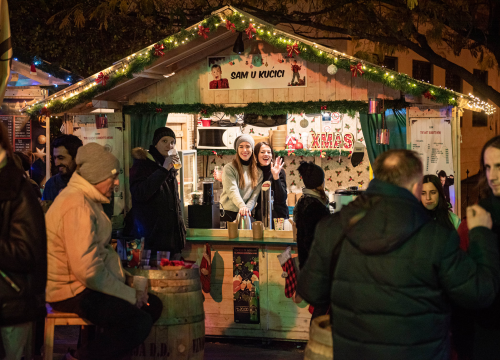 Fotografija 7 - Miro Odak i Lili Gee u đardinu napravili odličnu atmosferu uz rock hitove
