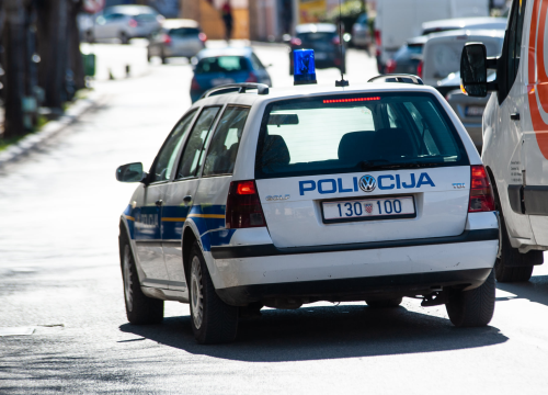 Dvije žene i maloljetnik krali parfeme po Šibeniku