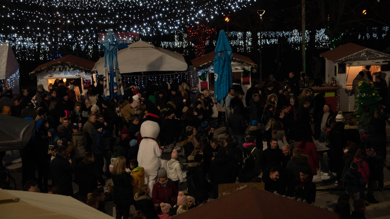 Na Adventu u Kninu očekuje vas vrhunski doček 2022. za velike i male
