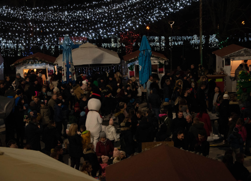 Na Adventu u Kninu očekuje vas vrhunski doček 2022. za velike i male