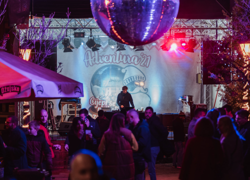 Fotografija 9 - Elektronika u đardinu: Mirko Rak iliti Fikcio Monger počastio Šibenčane svojim 'full setom' na Adventuri