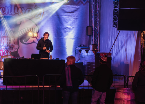 Fotografija 15 - Elektronika u đardinu: Mirko Rak iliti Fikcio Monger počastio Šibenčane svojim 'full setom' na Adventuri