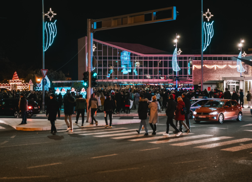 Fotografija 3 - Na Poljani pušteni lampioni za Kiaru: Prekrasni prizori u mirnoj novogodišnjoj noći