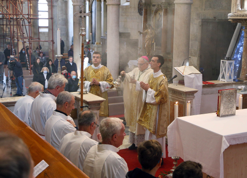 Fotografija 8 - U šibenskoj katedrali svečana misa na blagdan Sveta tri kralja