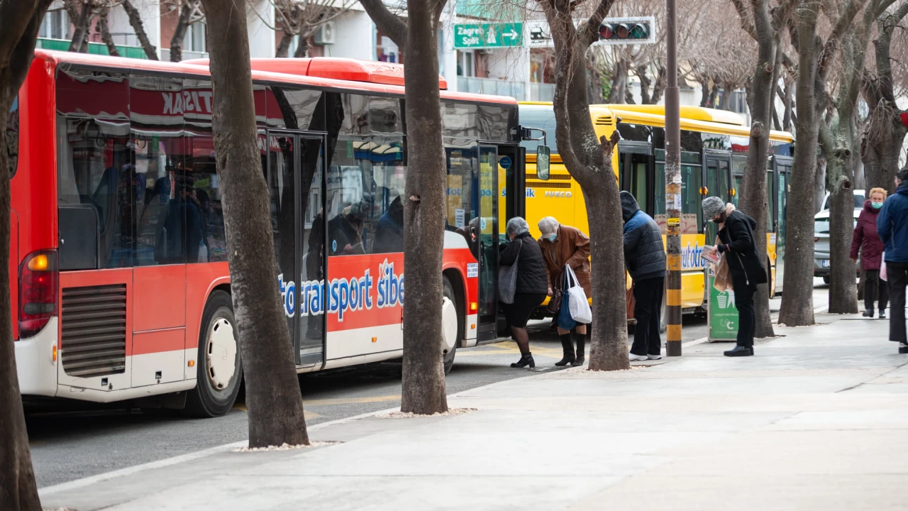 Grad Šibenik krenuo u izradu dokumentacije za novi autobusni gradski prijevoz: Potpisan ugovor za idejno rješenje