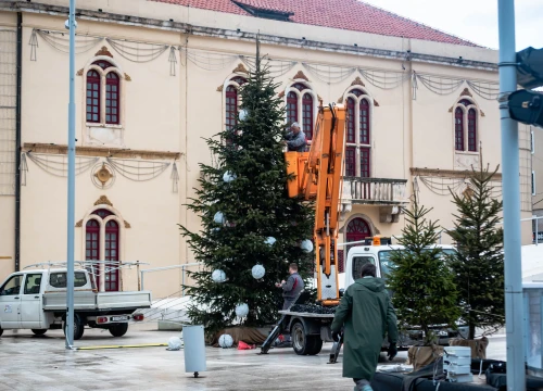 Fotografija 11 - Odlazi jelka s Poljane, vraćamo se na neblagdanske postavke