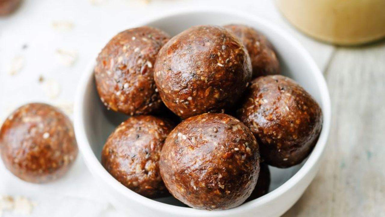 Čokoladne proteinske kuglice: Brzi recept za fini desert ili međuobrok bez pečenja