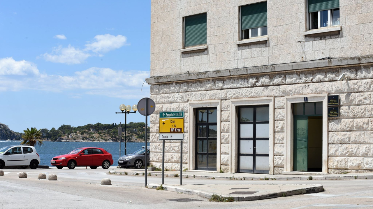 Građani zbunjeni: Tko se sve mora javiti Poreznoj zbog uplata iz inozemstva?