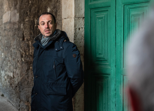 Fotografija 6 - Počinje obnova najstarije šibenske ulice: Uskoro uređenje svodova srednjovjekovne kule kod bunara, starih grbova, kamena i freski