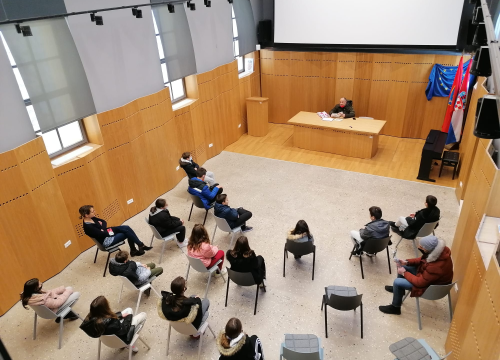 Fotografija 4 - Provjerite raspored Društvenog centra Grada Skradina za veljaču!