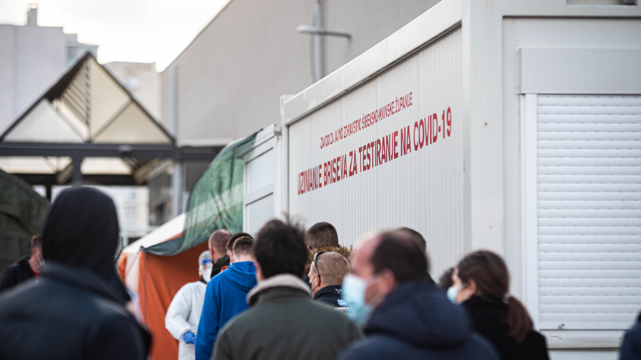 U županiji 351 novi slučaj, dvije osobe preminule u šibenskoj bolnici