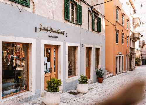 Fotografija 19 - Uvijek je pravo vrijeme za umjetnost, a Galerija Juraj Dalmatinac upravo ima popust na Berbera i Stipicu!