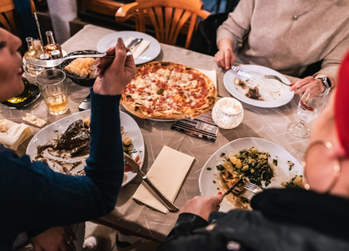 Proslavite Valentinovo za pamćenje uz ukusnu spizu konobe Brošćica!