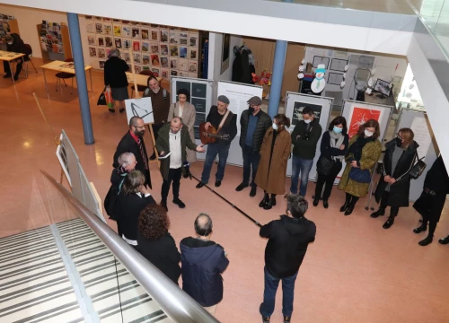 Fotografija 2 - Kroz književne, grafičke i glazbene performanse na izložbi 'SHE 2 dijalozi' predstavljen projekt Poljana
