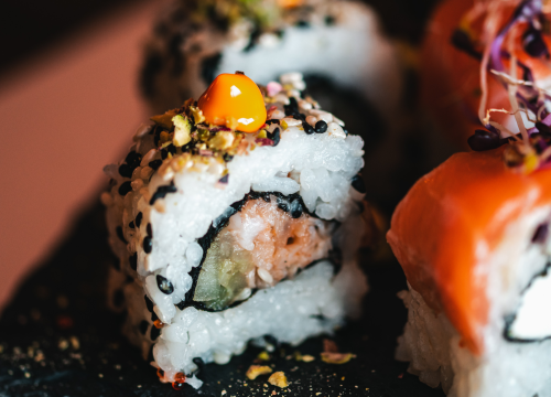 Fotografija 5 - Ne propustite vrhunsku zabavu na Dan zaljubljenih u omiljenom Taboo Sushi&Baru uz Ivu Spahiju!