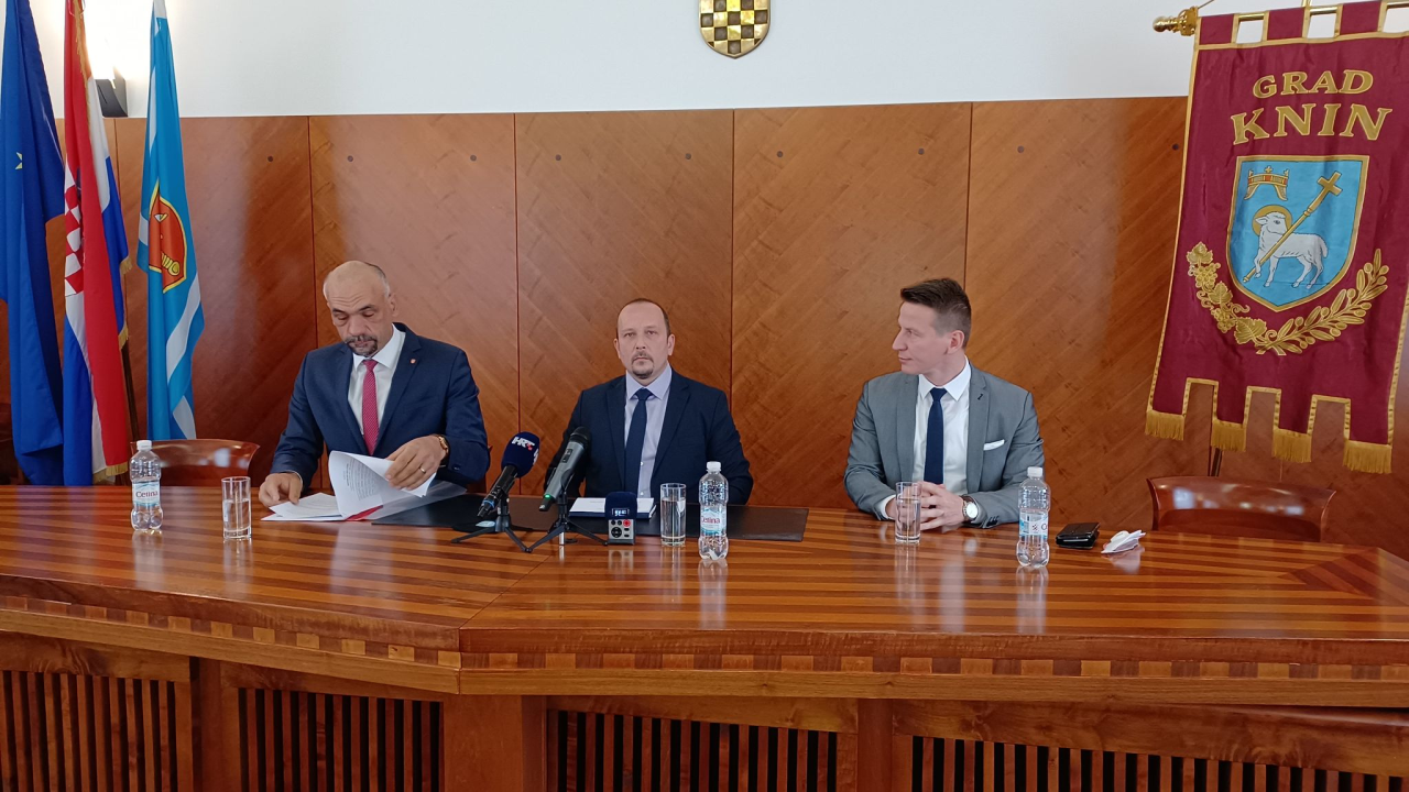 Grad Knin se obratio Ustavnom sudu: Novi zakon o vodnim uslugama naštetit će Gradu i građanima