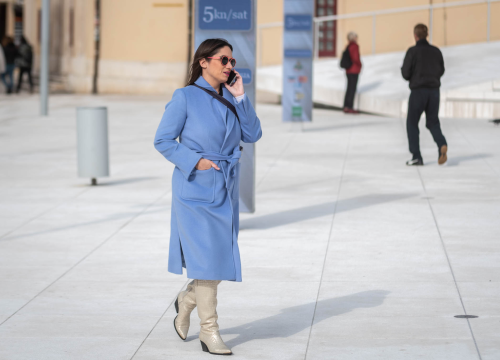 Lijepe Šibenčanke prošetale gradom trendi pastelne komade