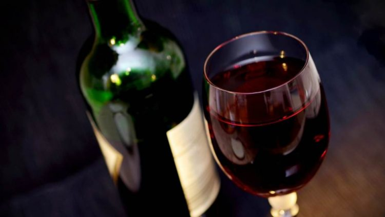 Muškarci u Hrvatskoj piju više, ali žene ih sustižu