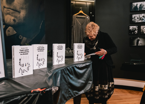 Fotografija 3 - ‘Trajni sukob s Nečastivim’ Grozdane Cvitan: Brešanu ne bih bila u koži od 23. siječnja 1973. na dalje