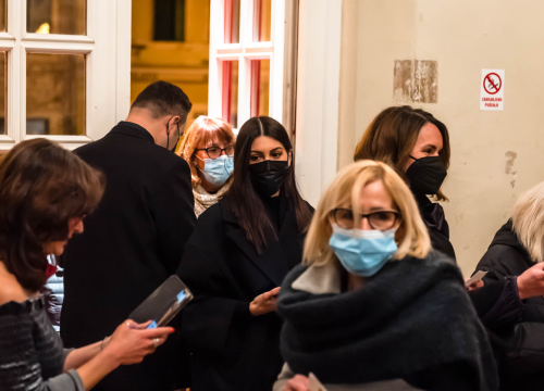 Fotografija 20 - Ženski orkestar do suza nasmijao šibensku publiku, likovi su nam bolno poznati!