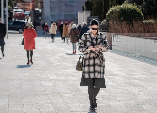 Šibenskim ulicama ovih dana vladaju urbane kombinacije začinjene sunčanim naočalama: Evo koje smo izdvojili