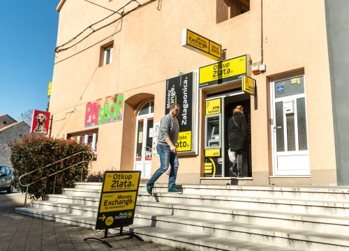 Auro Domus prekida suradnju s platformama za gotovinsko trgovanje kriptovalutama