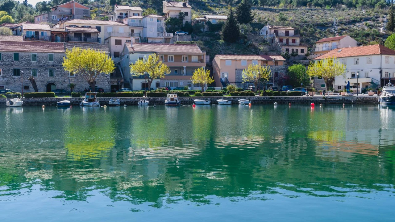 U nedjelju ste pozvani na čišćenje podmorja i plaže u Zatonu