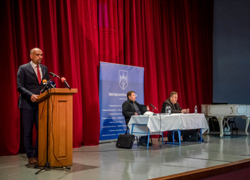 Prilično loša predstava na sjednici Županijske skupštine u drniškom kinu: Bilo je i kokica