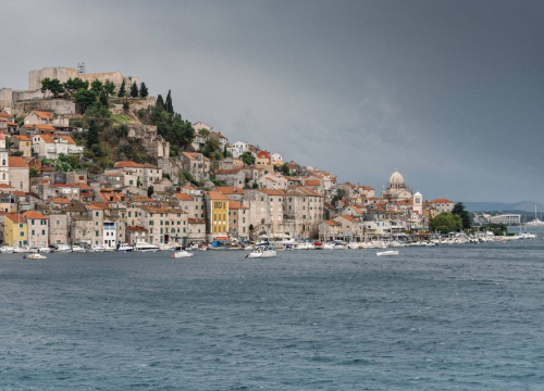 Oblačno uz povremenu kišu, poslijepodne razvedravanje: Evo što nas čeka za vikend