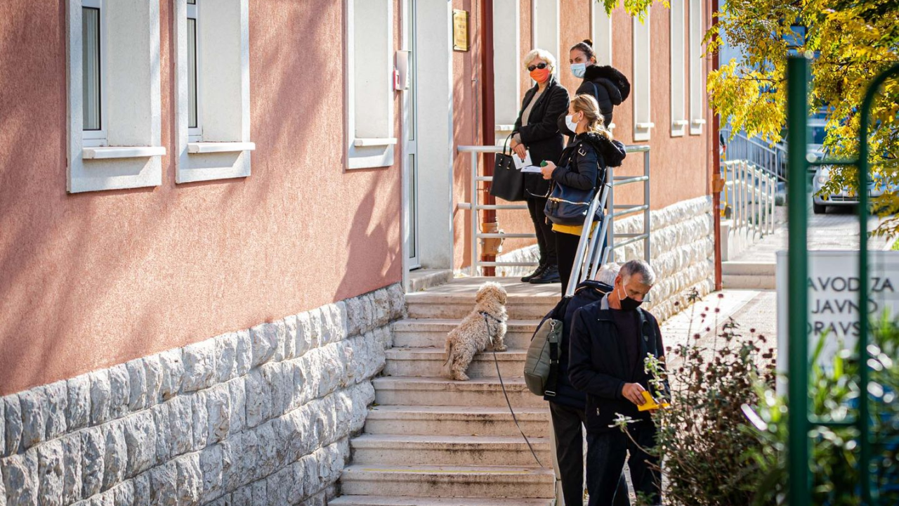 U županiji 30 novih slučajeva zaraze: Od covida se u bolnici liječi 17 osoba