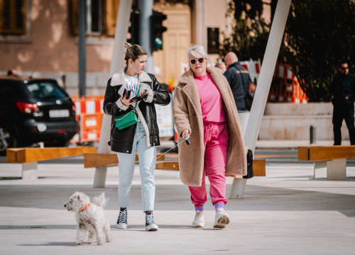 Fotografija 3 - Modno osviještene sugrađanke u điru po gradu otkrit će vam boju sezone!
