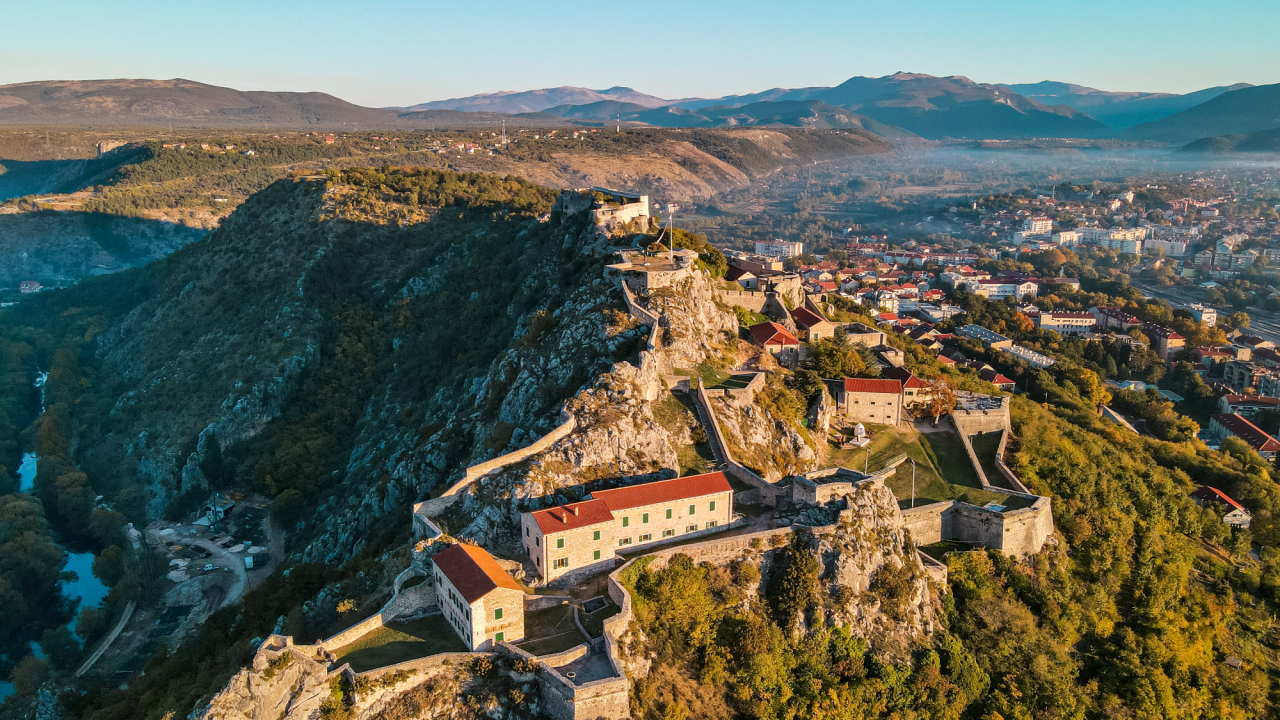Uskrsni vikend u Kninu: Posjetite Kninsku tvrđavu i osvojite besplatan ručak!