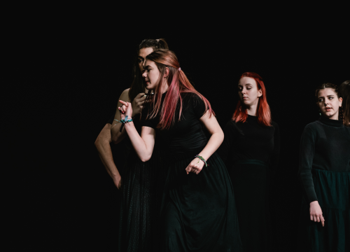 Fotografija 16 - Smijeh i suze za Luku Škarića koji je iz publike gledao prijatelje kako mu ‘Mojom pričom’ skupljaju novac za operaciju