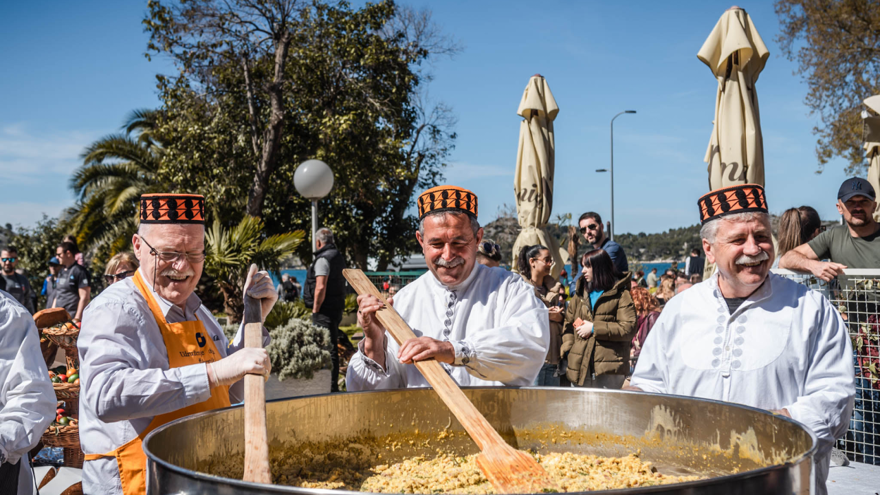 Uskršnji doručak pred Županijom označio početak turističke sezone: 'Očekujemo više ljudi nego rekordne 2019. godine'