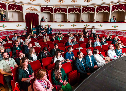 U četvrtak u kazalištu poslušajte 'Chant d'amour' Nere Gojanović i Gordane Pavić
