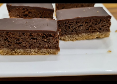 Jednostavni recept za savršenu pitu s podlogom od keksa