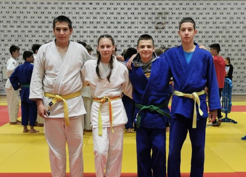 Fotografija 3 - Za mlade šibenske judoke devet medalja na međunarodnom Kupu Marjana u Splitu