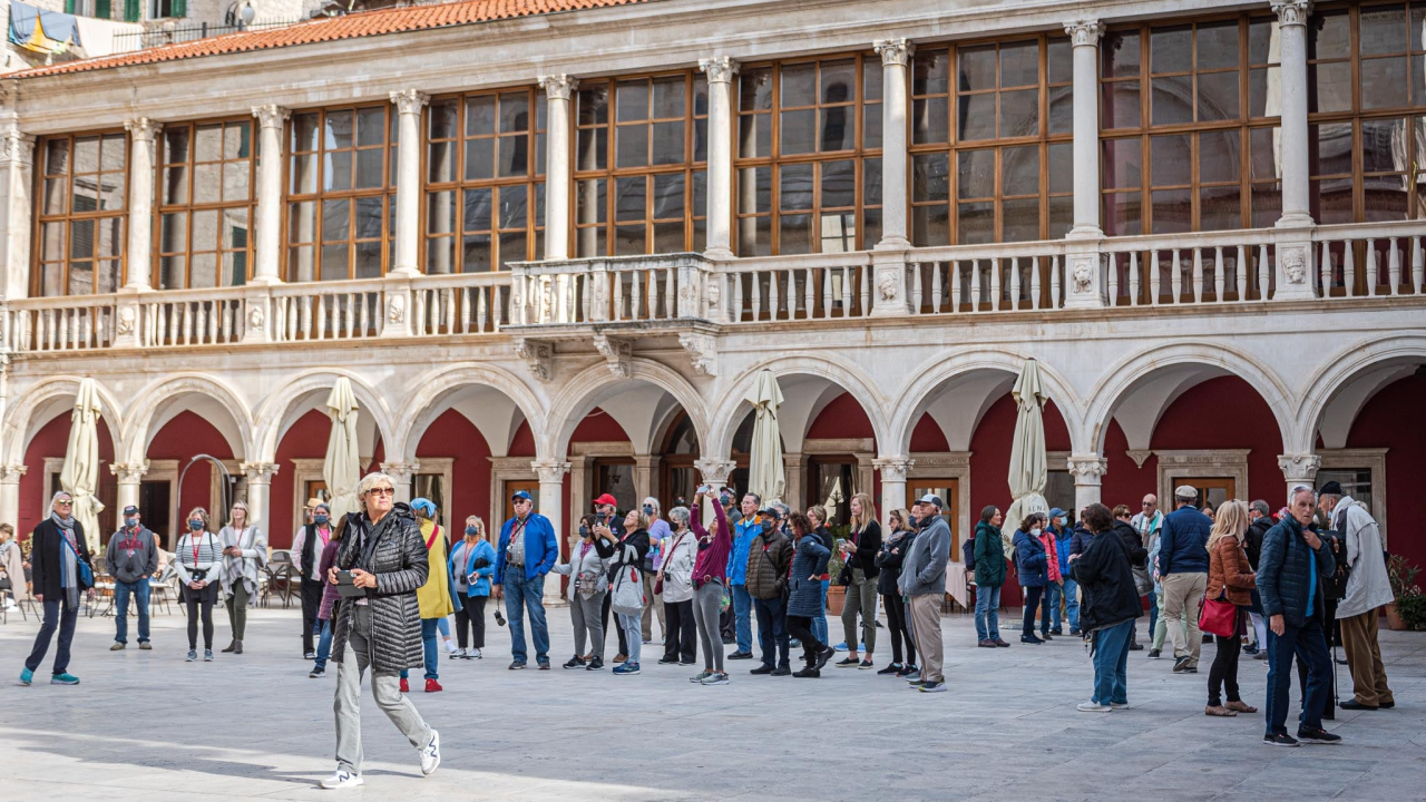 Samo tjedni ponedjeljkom: Stožer više ne šalje dnevna izvješća o broju zaraženih u Šibensko-kninskoj županiji