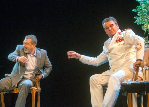 Fotografija 6 - Tito, Tuđman, Mesić, Kolinda i Josipović u šibenskom teatru: Predstava Tarika Filipovića razveselila publiku