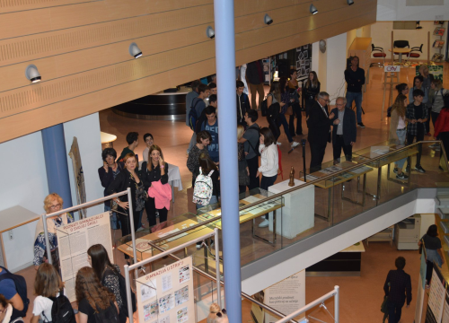 U šibenskoj knjižnici izložba slika 'Arsen i ja'