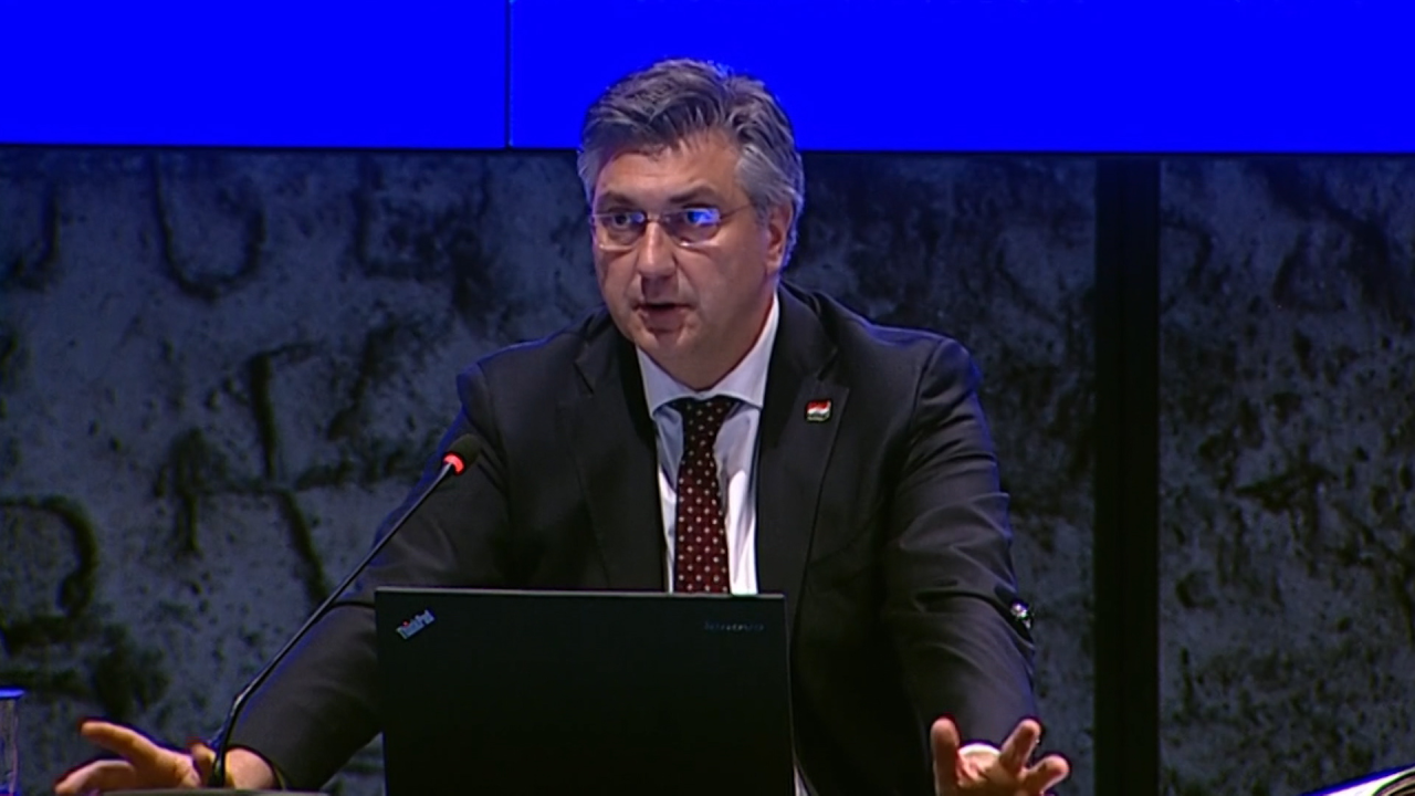 Plenković završio u bolnici: Izveden mu zahvat na srcu