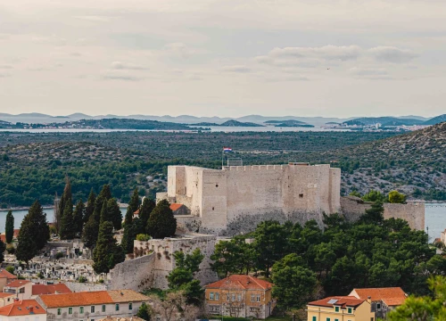 Tvrđava Sv. Mihovila domaćin košarkaškog spektakla: Igrat će se basket na šibenskom kaštelu