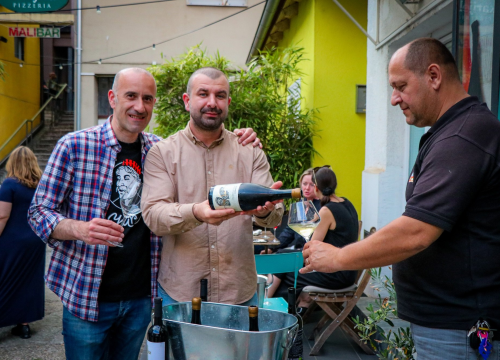 Kušajte romansu pidoće i debita na šibenskoj rivi!