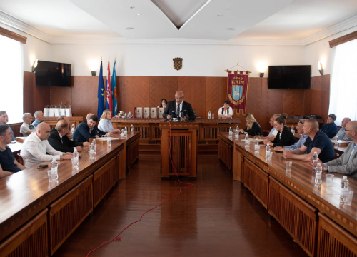 Svečana sjednica Vijeća srpske nacionalne manjine Šibensko-kninske županije: 'Ne živimo suživot nego život'