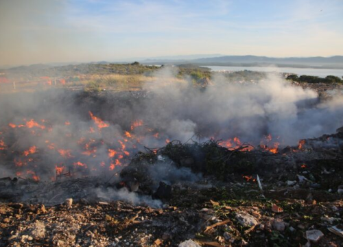 Fotografija 3 - Vatra iznad Murtera: Požar ili spaljivanje smeća?