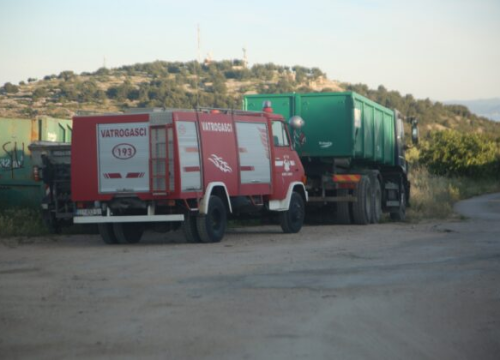 Fotografija 4 - Vatra iznad Murtera: Požar ili spaljivanje smeća?