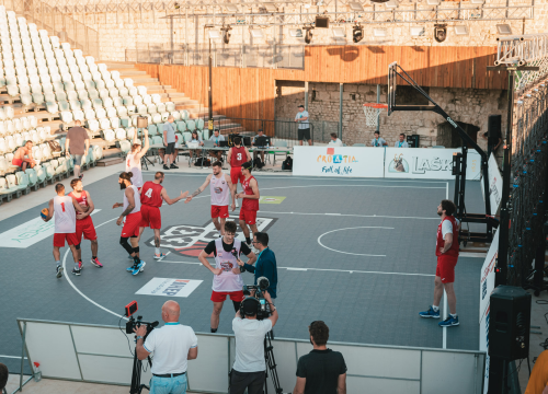 Fotografija 9 - Basket se sinoć igrao na najljepšem igralištu: Tvrđava sv. Mihovila domaćin Pro 3x3 Tour-a